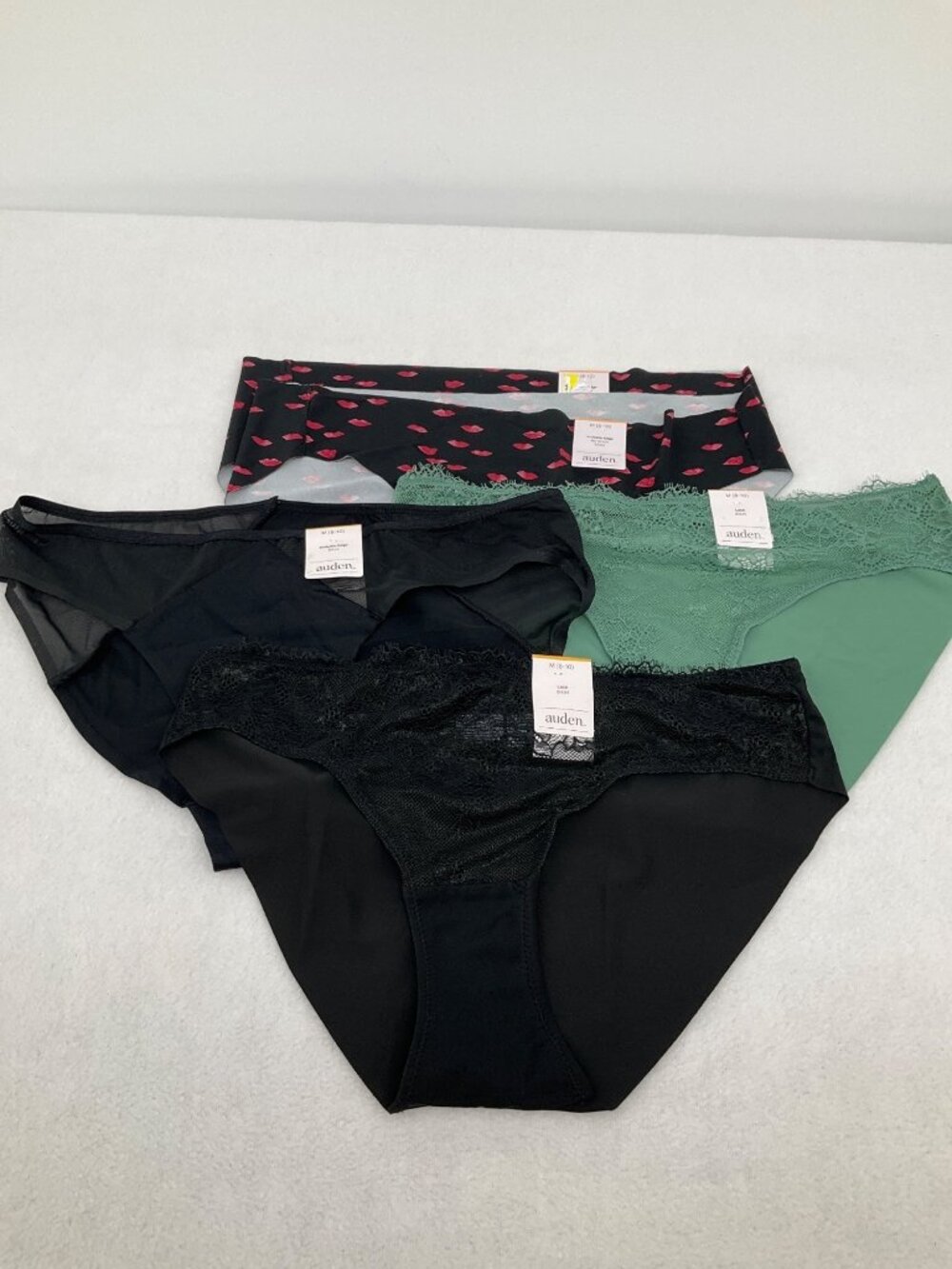 Auden M (8-10) Bikini Underwear 5-Pack Medium Lace & Invisible Edge Design